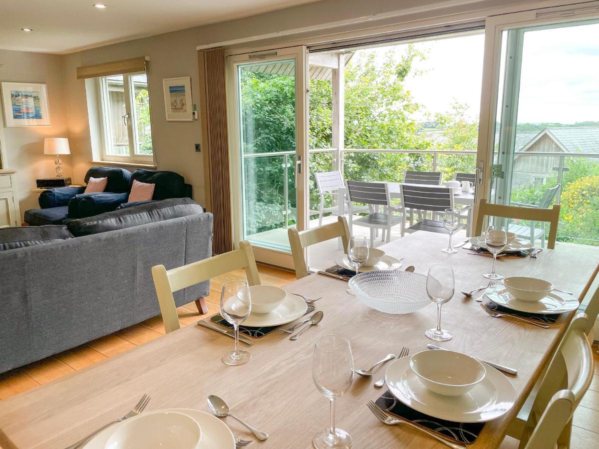 Swandown, 20 Poldon Villa Чард Екстериор снимка