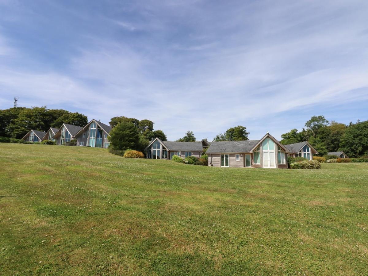Swandown, 20 Poldon Villa Чард Екстериор снимка